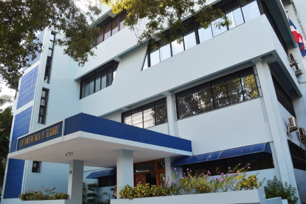 174 ex empleados de la Superintendencia de Seguros recibirán prestaciones por 46 millones de pesos